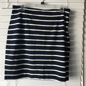 🙃NEW! {Banana Republic} striped skirt